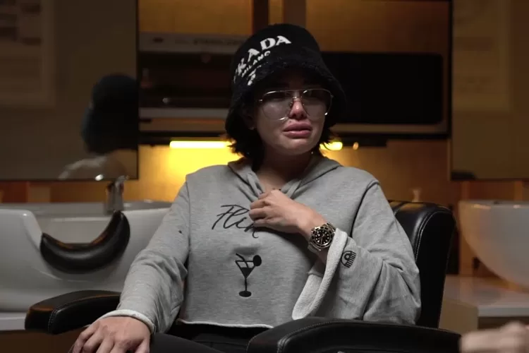 Nikita Mirzani kembali dilaporkan ke Polda Metro Jaya (YouTube Demian Aditya Channel)