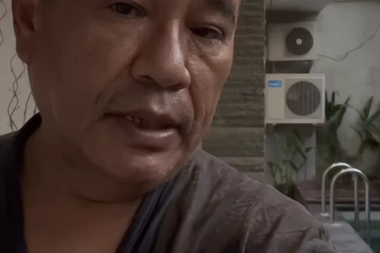 Siap Membela Karyawan Alfamart yang Minta Maaf, Hotman Paris : Saya Siap Membela Kamu Gratis! (Gorajuara.com/Instagram @hotmanparisofficial)