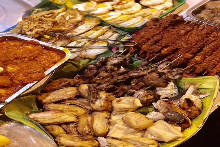 4 Rekomendasi Destinasi Kuliner Surabaya Yang Dapat Dikunjungi (Twitter/@Dewahoya)