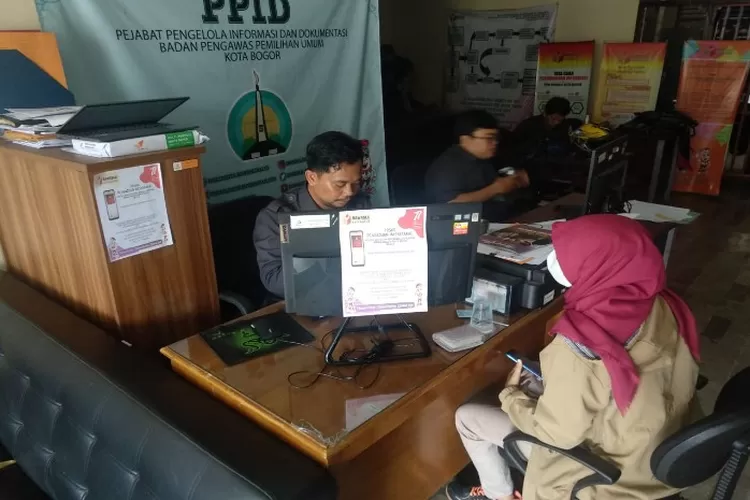 Laporan Kader SKPP Kota Bogor di kantor Bawaslu Kota Bogor (Bogortimes.com)
