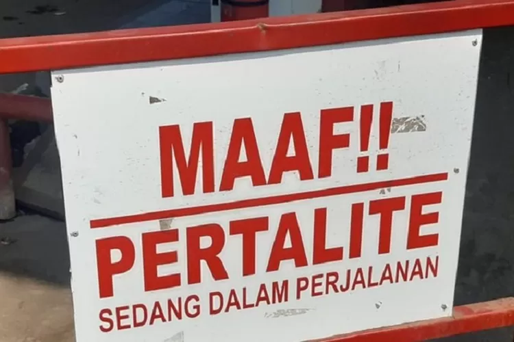 Ilustrasi - BBM jenis Pertalite naik jadi Rp10.000? Begini penjelasan Pertamina. (sl/Ist/netizen)