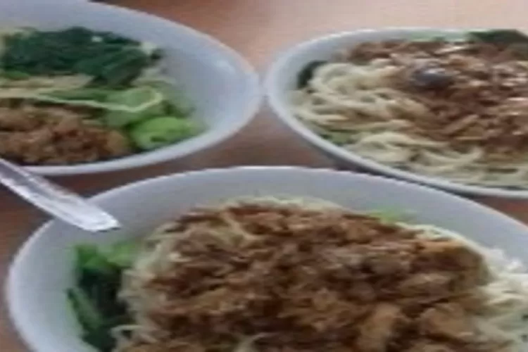 Rekomendasi wisata kuliner di Bogor, khususnya mie ayam. (Akun Instagram @mie.ayam.bakso.mas.gopur)