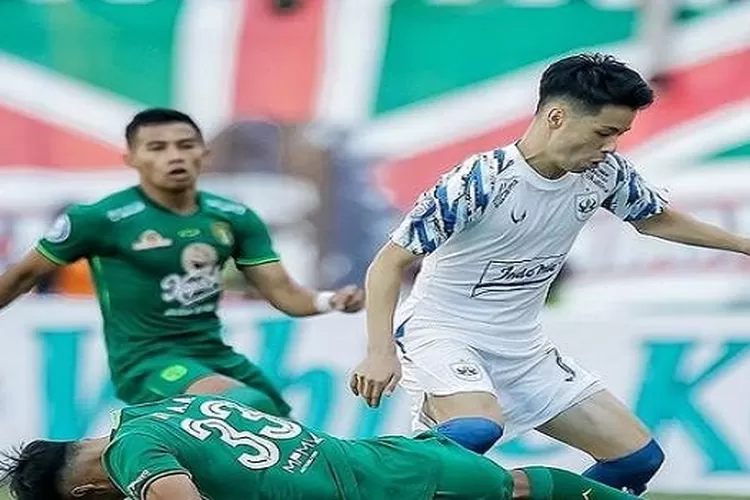 Aksi Taisei Marukawa di babak pertama. Persebaya vs PSIS Semarang sementara 0-0. (Instagram PSIS)