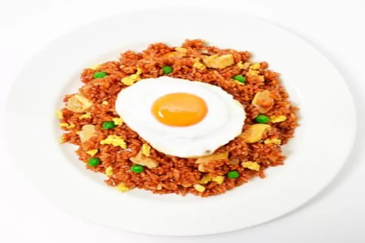 Rekomendasi nasi goreng terenak di Bandung, penuh dengan bumbu-bumbu yang khas.  (Pixabay)