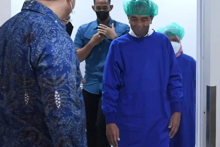 Kahiyang Ayu melahirkan anak ketiga berjenis kelamin laki laki sekaligus menjadi cucu kelima untuk Presien Jokowi.  (Biro Pers Sekretariat Presiden)