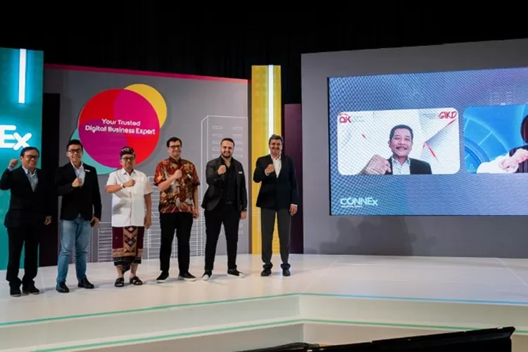 Para narasumber usai webinar Connex yang digelar Indosat Ooredoo Hutchison
