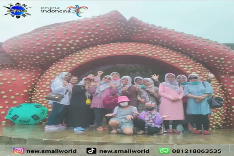 New Small Word salah satu Rekomendasi Destinasi Wisata Terbaik di Purwokerto (instagram @ new.smallworld)