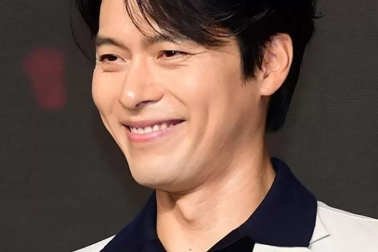 Hyun Bin pemeran utama film Confidential Assignment 2: International yang dipuji lawan mainnya, Yoo Hae Jin, sebagai sosok yang tak pernah marah. (Foto: Instagram @koreadispatch)