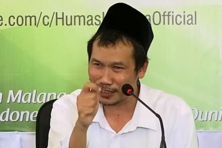 NGERI! Meskipun Seorang Ahli Dzikir, Kalau Punya Sifat Pelit Bisa Masuk Neraka Kata Gus Baha (Foto: Tangkapan layar youtube Nu Online)