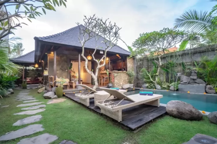 Beberapa pilihan villa private di Bali dengan beragam harga dan fasilitasnya. (Akun Twitter @outofofficedaku)