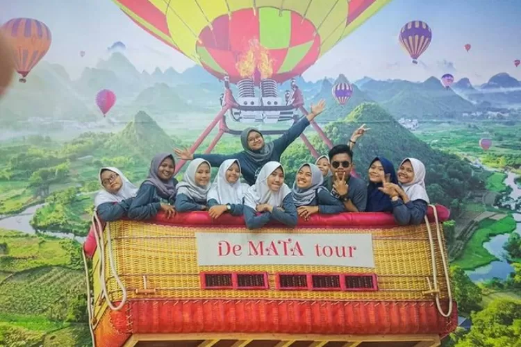 Tempat wisata kids friendly di Jogja, De Mata Trick Eye Museum  (Instagram /@dematatrickeye by @rismal15.51)