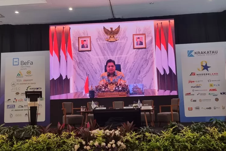 Menko Perekonomian Airlangga Hartarto saat memberikan sambutan pada acara Business Forum dan Pembukaan Rapat Kerja Nasional XXII Himpunan Kawasan Industri Indonesia (HKI), Jumat (9/9/2022) (Kemenko Perekonomian)