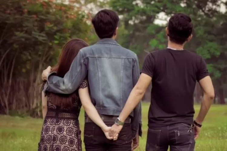 Illustrasi 8 Ciri Istri Selingkuh Menurut Psikologi, Segera Cari Kebenarannya Bila Merasakan Ciri Ini.