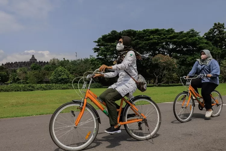 Ilustrasi naik sepeda.(Foto: BUMN)