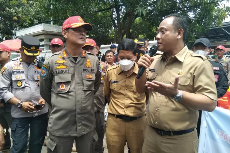 Aksi unjuk rasa Forum Peduli Indramayu dapat intervensi dan ancaman dari Bupati Indramayu.