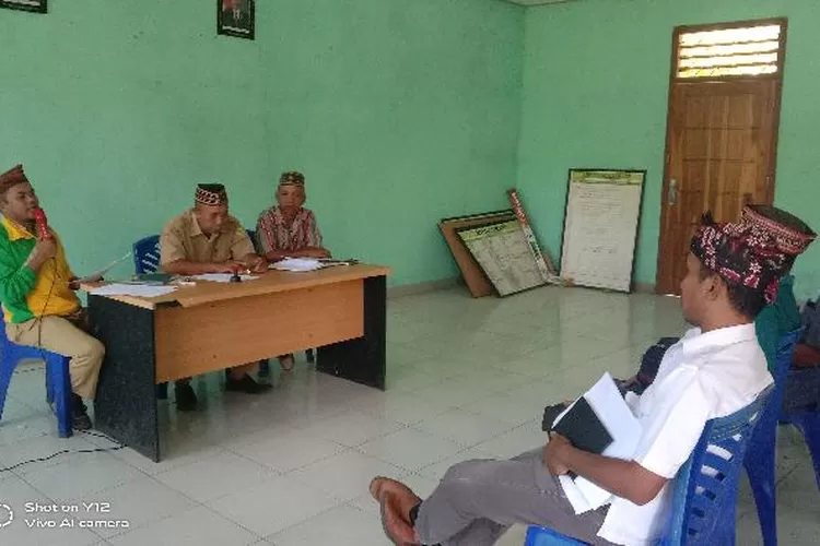 Rapat penentuan tanggal kampanye Pilkades Cunca Wulang Senin (12/9/2022) (Feliks Janggu )