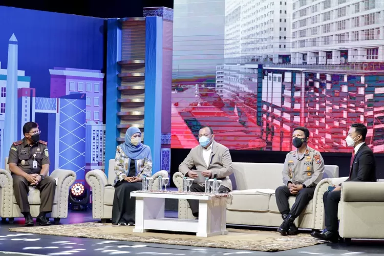 Talkshow Antikorupsi di TVRI Surabaya  (Polda Jatim )