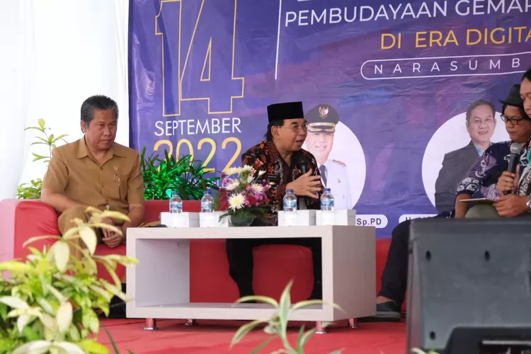 Talkshow memperingati hari kunjungan perpustakaan, 14 September (dokpemkot Magelang)