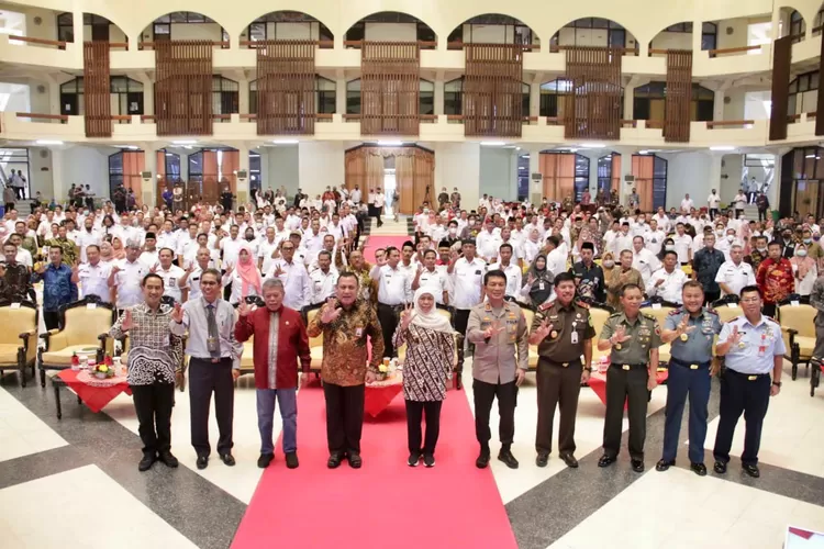 Ketua KPK Firli Bahuri menghadiri pembukaan Sosialisasi dan Bimbingan Teknis Program Desa Anti Korupsi yang diikuti oleh para Kepala Desa Jawa Timur. (Polda Jatim )