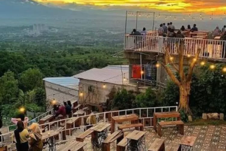 Taman Fathan Hambalang, Bogor Jawa Barat (Foto/Twitter@AhmadNorMaulana)