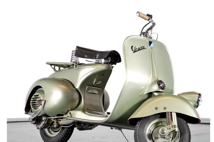 Vespa 125 Tahun 1948 Jadi Vespa Legendaris Terkenal, Intip ...