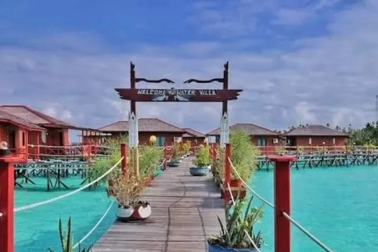 Surga Dunia Kalimantan!! Destinasi Tempat Wisata Pulau Maratua Kalimantan Timur (Tangkapan Layar di YouTube @Bgborsa)