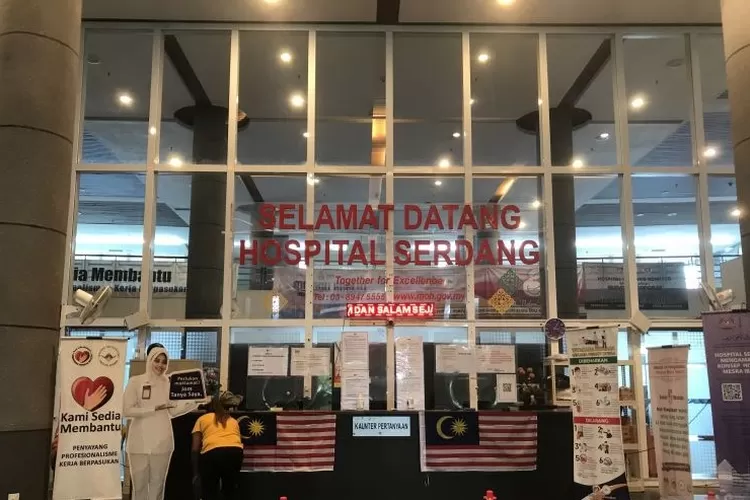 Lobi Rumah Sakit Serdang, Selangor, Malaysia, Minggu (18/9/2022).  (ANTARA/Virna P Setyorini)