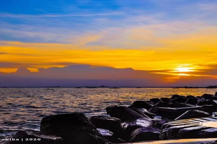 Pantai Melawai, salah satu destinasi wisata paling hits di Balikpapan. (Akun Instagram @pennylaurafs)