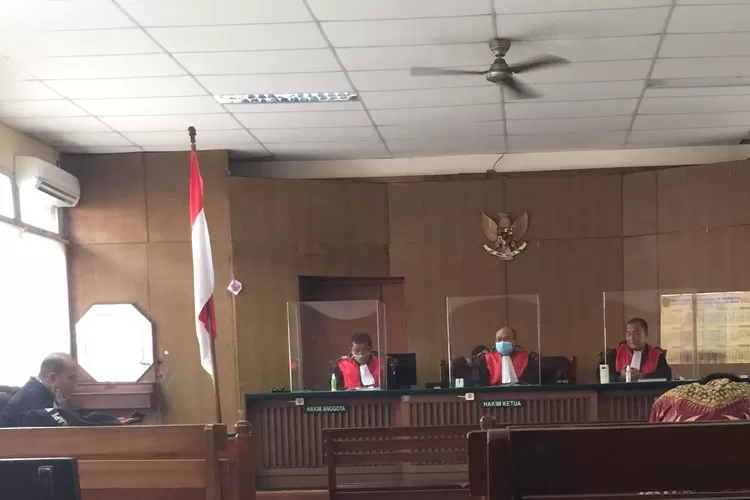 sidang kasus penipuan dan penggelapan catut nama institusi Mahkamah Agung