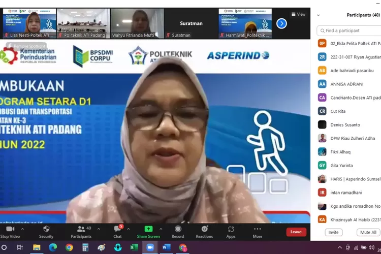 Direktur Politeknik ATI Padang, Ester Edwar.