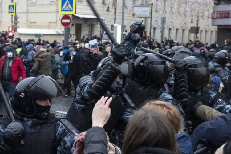 Bentrok Rusia yang tolak mobilisasi Reuters  (Reuters )