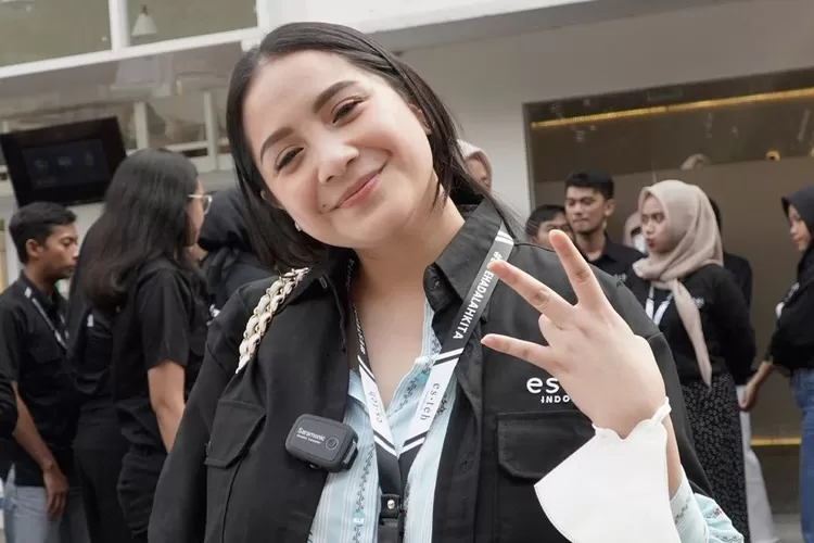 Nagita Slavina, CEO Es Teh Indonesia. (Instagram/EstehIndonesia)