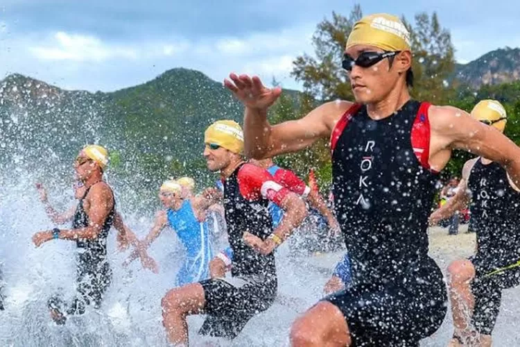 Kejuaraan Internasional Ironman atau yang sering disebut kejuaraan manusia besi yang memadukan olahraga sepeda, berenang dan berlari ini akan digelar di Lombok, 8 Oktober 2022 mendatang.  ((Suara Karya/Istimewa))