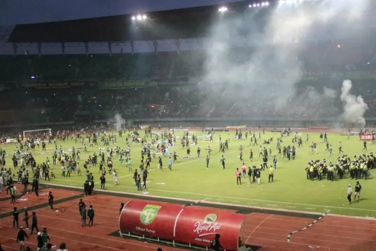 tragedi kemanusiaan sepak bola Indonesia