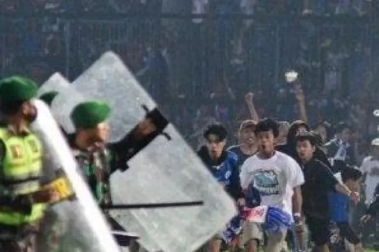 Kerusuhan di stadion Kanjuruhan Malang (Ist)