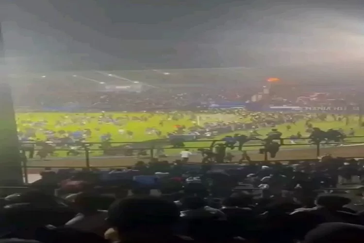 Selain Tragedi Kanjuruhan Malang, Berikut 4 Peristiwa Berdarah Sepak Bola Indonesia yang Tewaskan Suporter yang Menonton Pertandingan (www.instagram.com/@fakta.timnas)