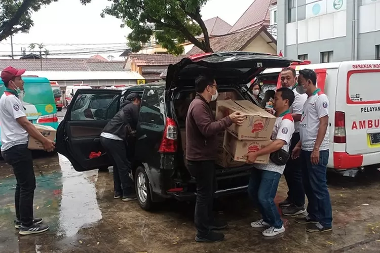 Bantuan Bank Jatim untuk para korban Tragedi Kanjuruhan saat didistribusikan