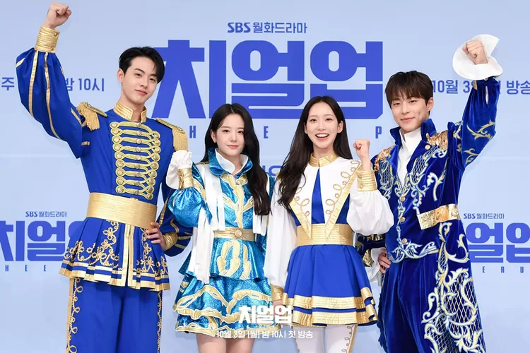 Drakor Cheer Up Han Ji Hyun-Bae In Hyuk (sbs)