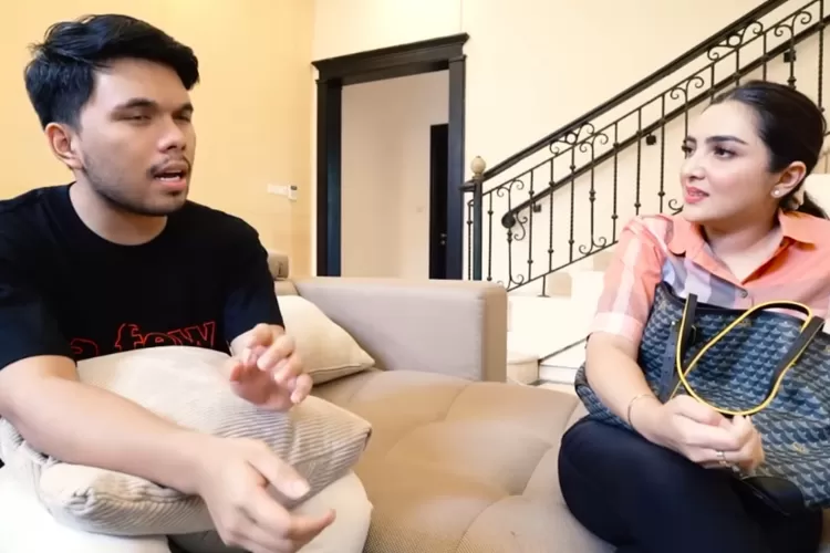 Ditanya Ashanty Soal Rencana Menikah dengan Fuji, Begini Jawaban Thariq Halilintar (Gorajuara.com/dok: Tangkapan Layar YouTube The Hermansyah A6)