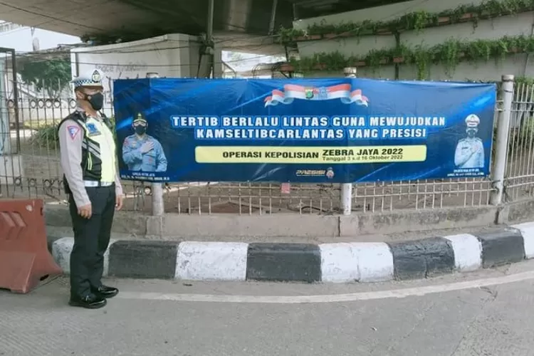 Cara baru operasi zebra 2022 prioritaskan tilang elektronik (ETLE), bukan tilang manual (Foto: Gorajuara.com/dok: Instagram @tmcpoldametro)