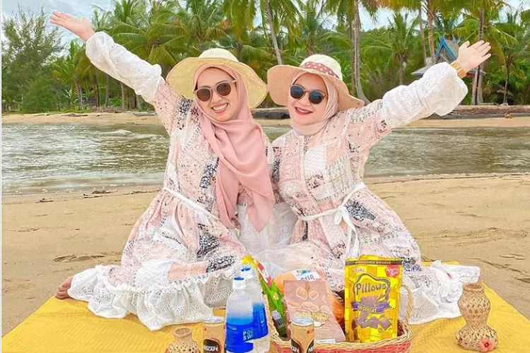 Destinasi Wisata Alam Pantai Keraya  Tempat Healing Kekinian di Kalimantan Tengah (Instagram/ @melafitni)