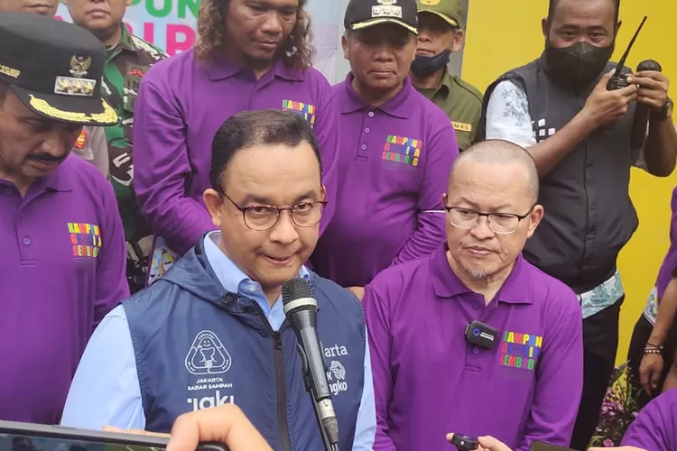 Gubernur DKI Jakarta Anies Baswedan meresmikan Kampung Bahagia Gembrong, Jumat (7/10/2022).