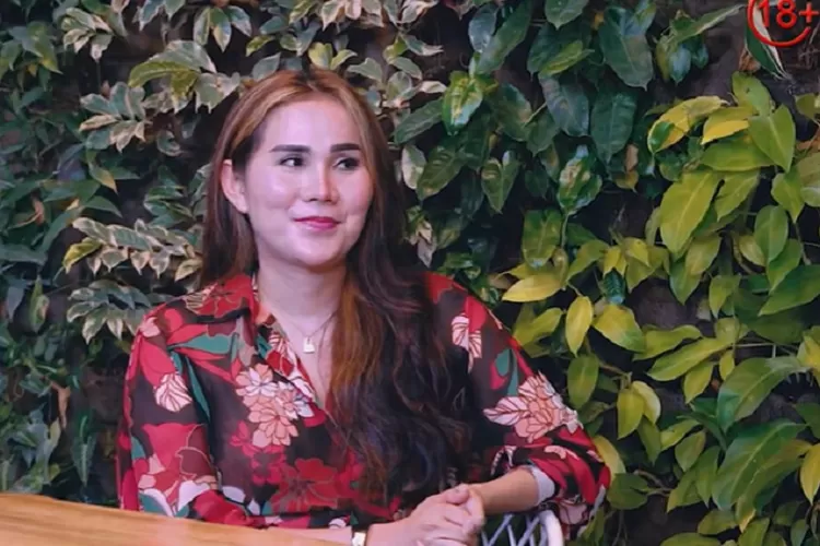 Mami Isa Zega, profil dan biodata lengkap sosok transgender kabarnya ada hubungan dekat dengan Rizky Bilar.