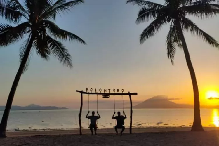 Pantai Epo Desa Kolontobo Lembata NTT (Pariwisata dan Ekraf Lembata )