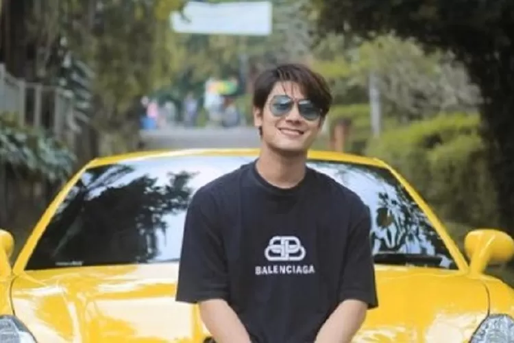 Rizky Billar memenuhi panggilan penyidik Polres Metro Jakarta Selatan atas dugaan kasus KDRT kepada Lesti Kejora. (Tangkapan Layar IG Rizky Billar)