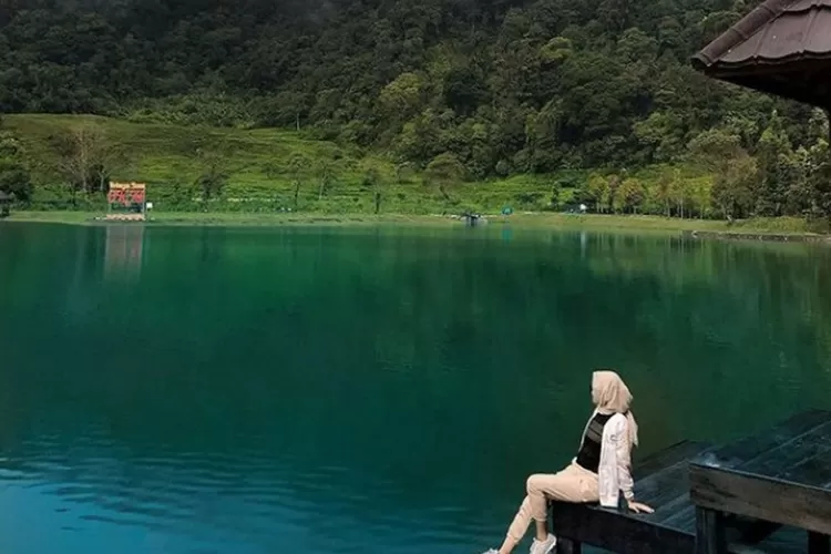 Keren! Destinasi Wisata Alam 'Telaga Saat' di Puncak Bogor Mirip Ranu Kumbolo (Instagram/explorebogor)