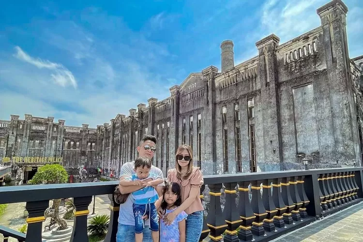 The Heritage Palace, salah satu destinasi wisata yang ada di Solo yang akan memberikan pengalaman liburan yang tidak akan terlupakan (Instagram @theheritagepalace)