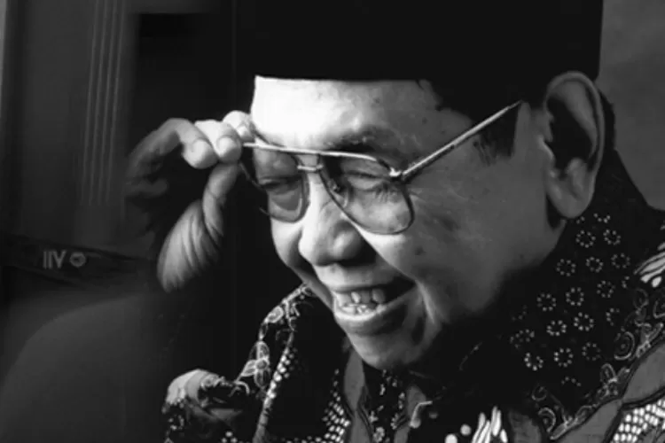 Lirik Sholawat Gus Dur Atau 'Syiir Tanpo Waton' Dalam Teks Latin Dan ...