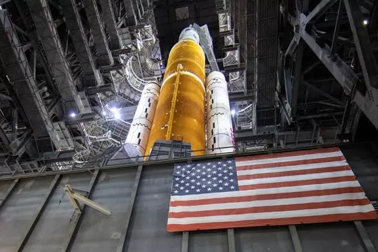 Roket canggih Amerika Serikat yang akan dikirimkan untuk Ukraina, salah satu senjata pertahanan Udara milik Amerika Serikat yang canggih. (USA TODAY )