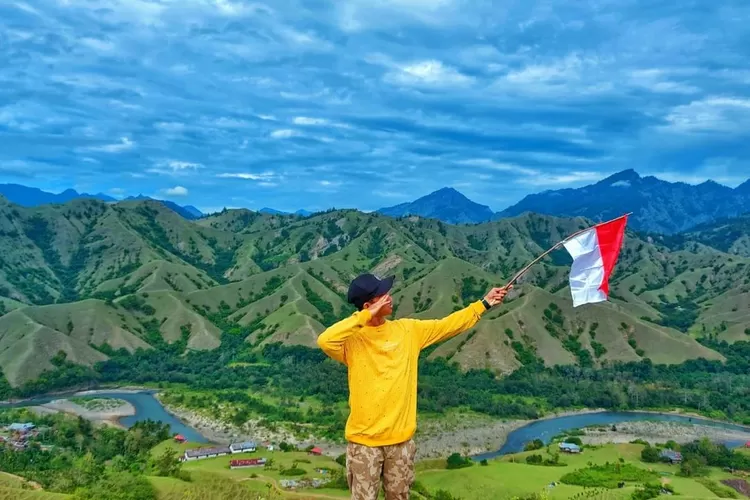 Bukit Ollon dari ketinggian, destinasi wisata alam yang ada di Toraja (Instagram @mhamwar)